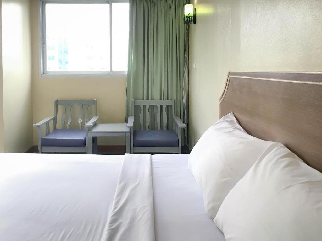 J Two S Pratunam Hotel 2*