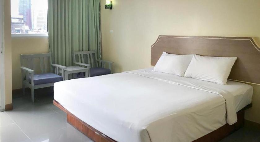 J Two S Pratunam Hotel 2*