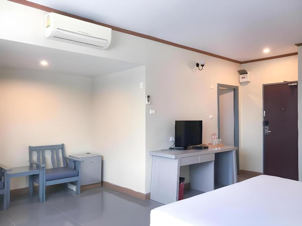 J Two S Pratunam Hotel 2*