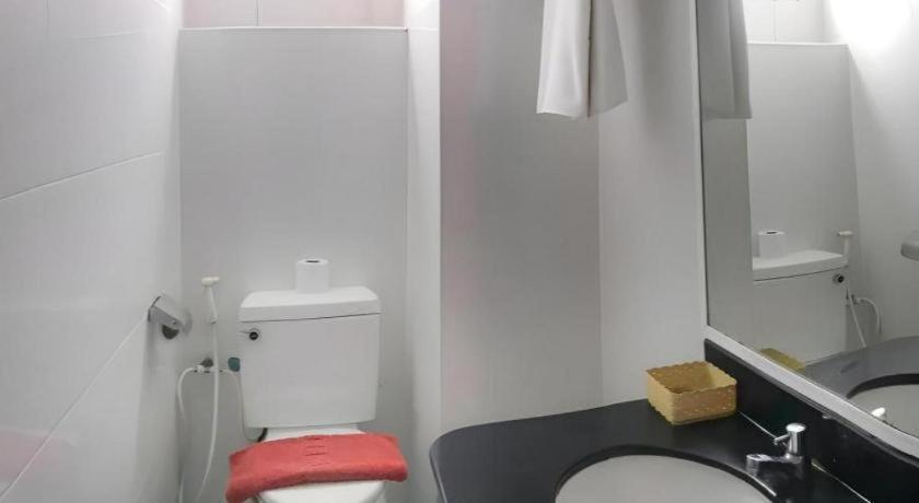 J Two S Pratunam Hotel 2*